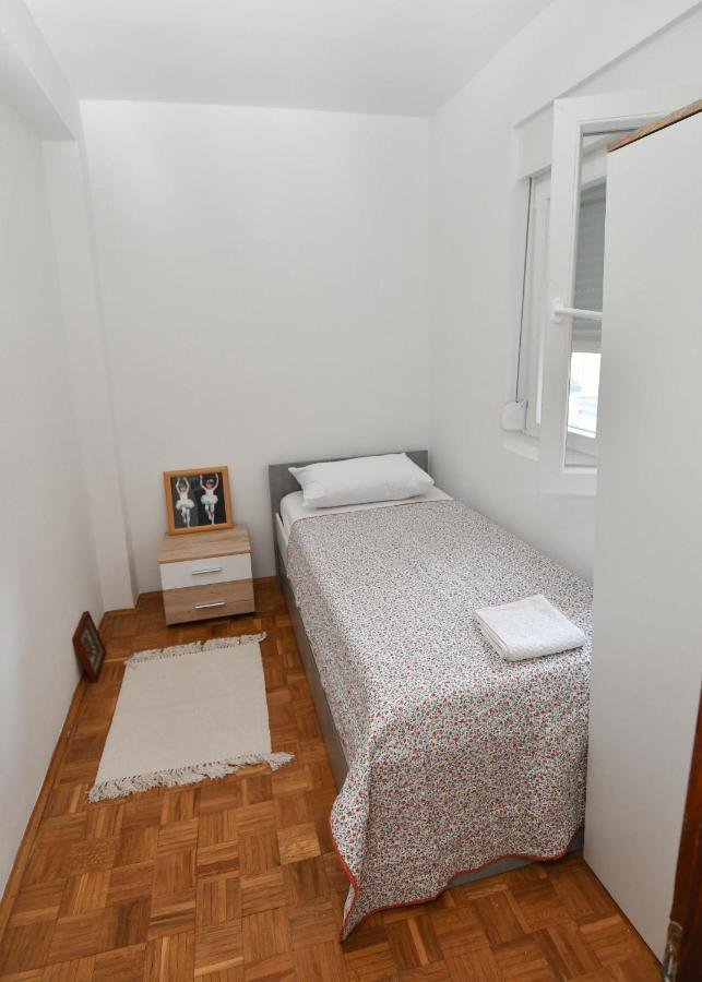 Apartmani Dora Duboka Exterior foto